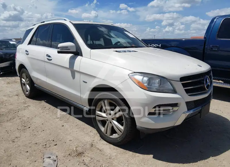 2012 Mercedes Benz M-Class photo