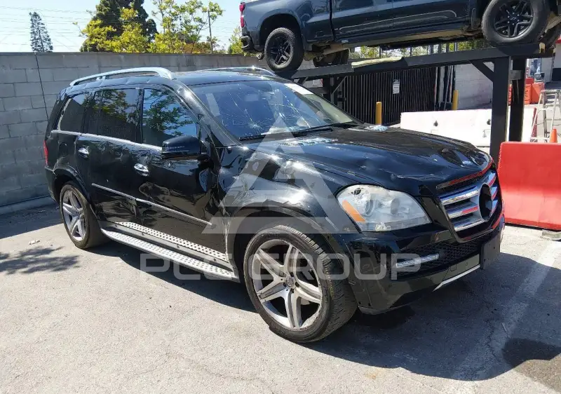 2012 Mercedes Benz GL 550 фото