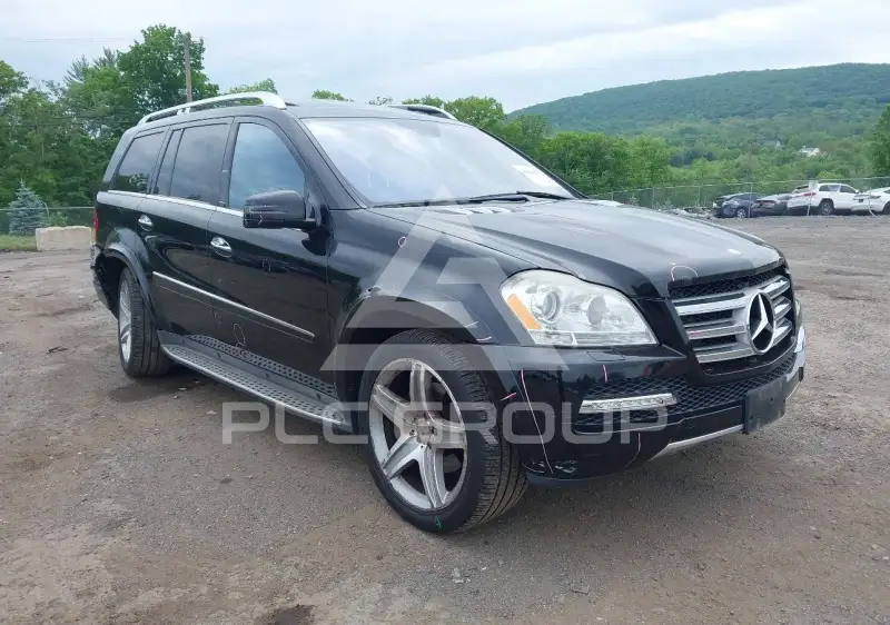 2012 Mercedes Benz GL 550 фото