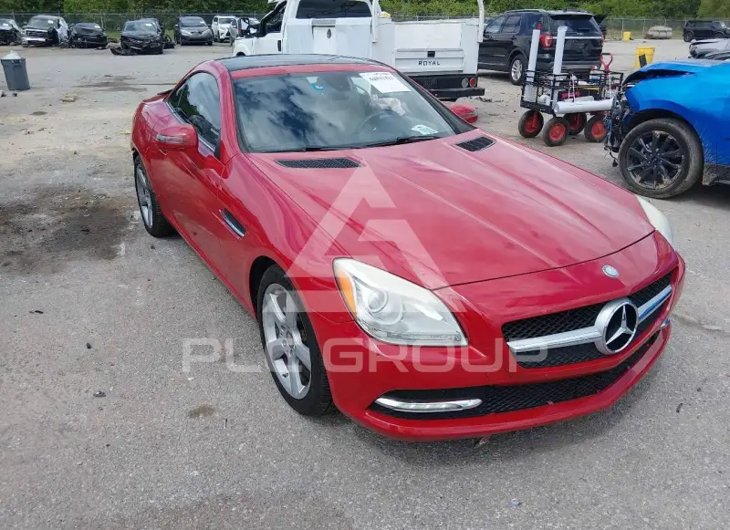 2012 Mercedes Benz SLK 250 photo