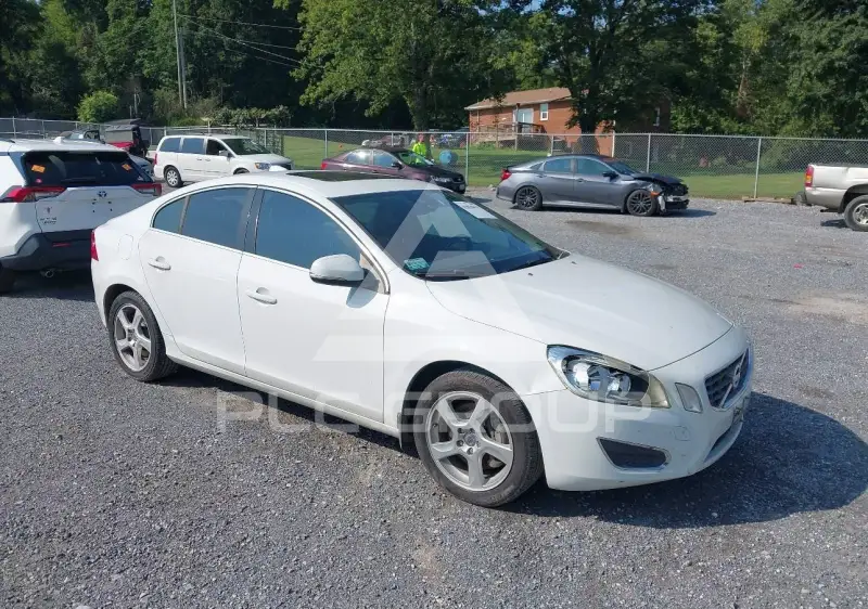 2012 Volvo S60 фото