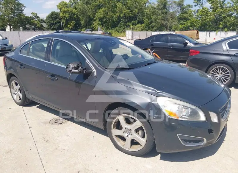 2012 Volvo S60 фото
