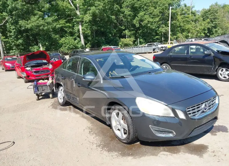 2012 Volvo S60 фото