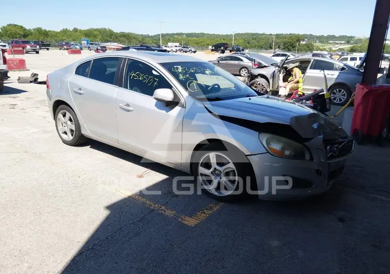 2012 Volvo S60 фото