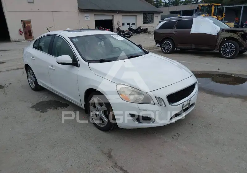 2012 Volvo S60 photo