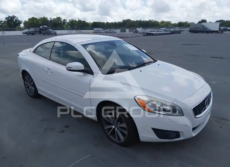 2012 Volvo C70 photo