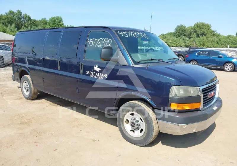 2012 GMC Savana фото