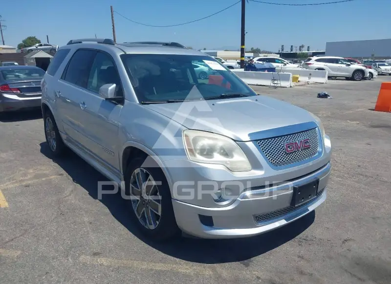 2012 GMC ACADIA photo