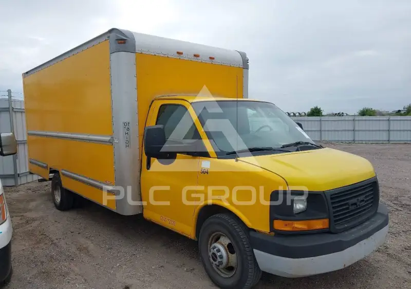 2012 GMC Savana фото