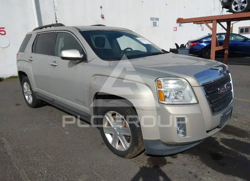 2012 GMC TERRAIN photo