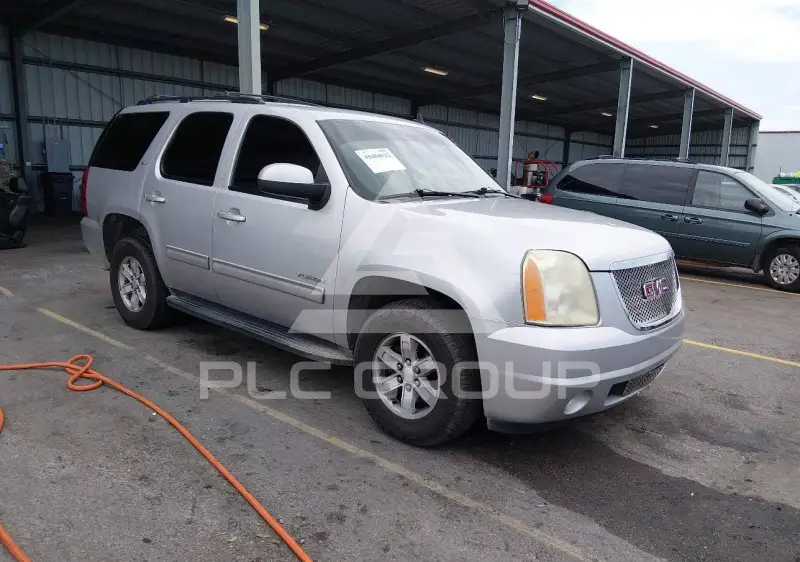 2012 GMC YUKON photo