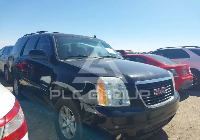 2012 GMC YUKON photo