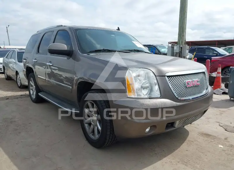 2012 GMC YUKON фото