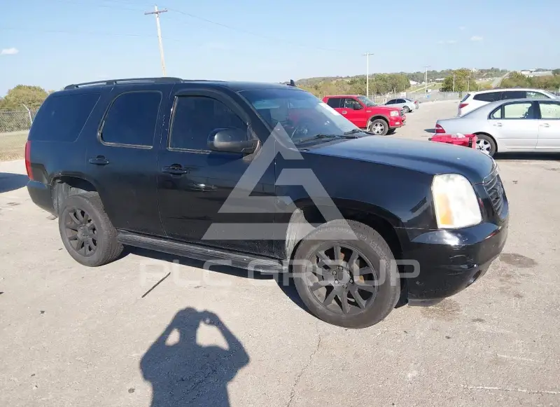 2012 GMC YUKON фото