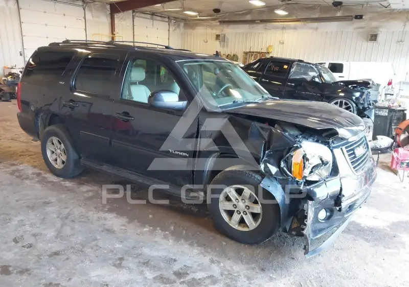 2012 GMC YUKON photo