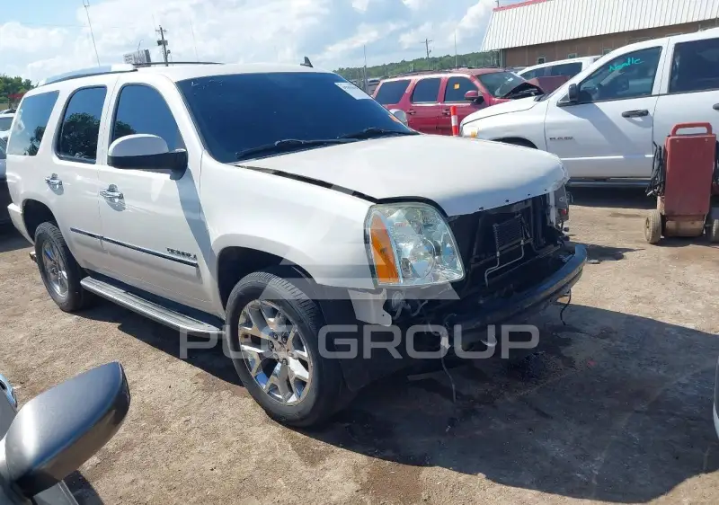 2012 GMC YUKON фото