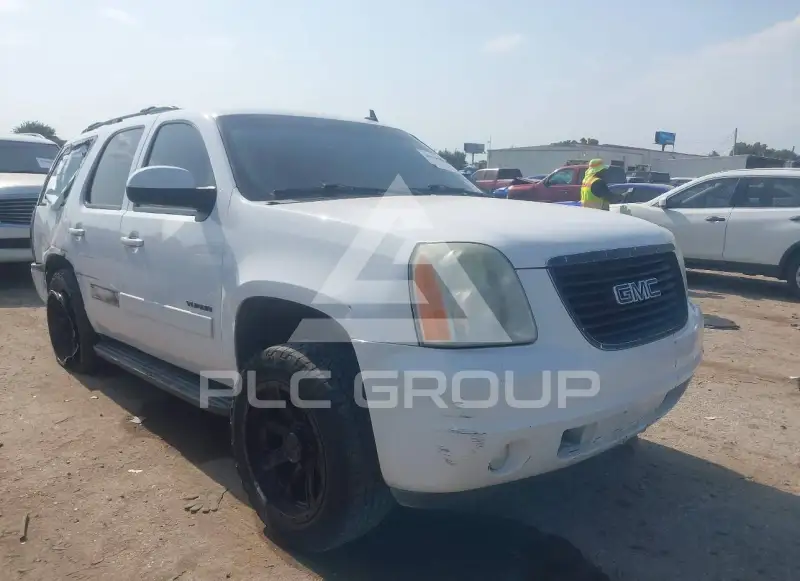 2012 GMC YUKON photo