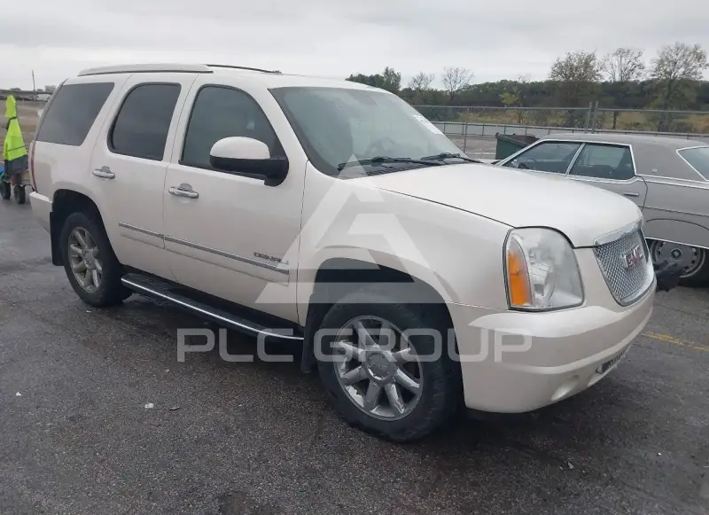 2012 GMC YUKON фото
