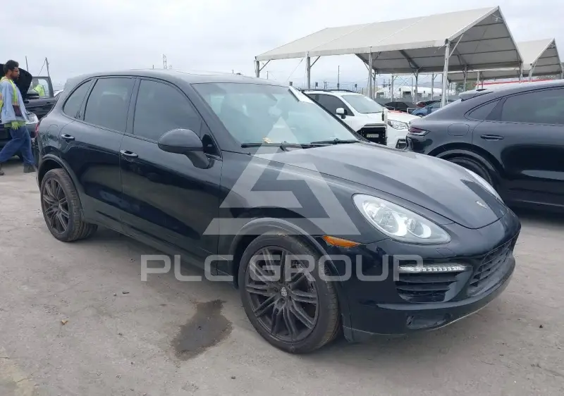 2012 Porsche Cayenne photo