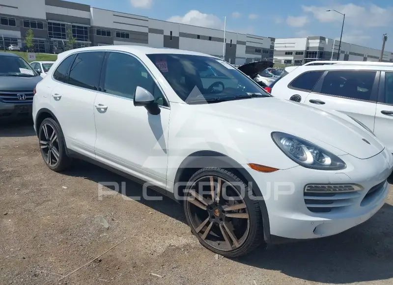2012 Porsche Cayenne photo