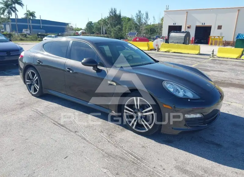 2012 Porsche Panamera photo