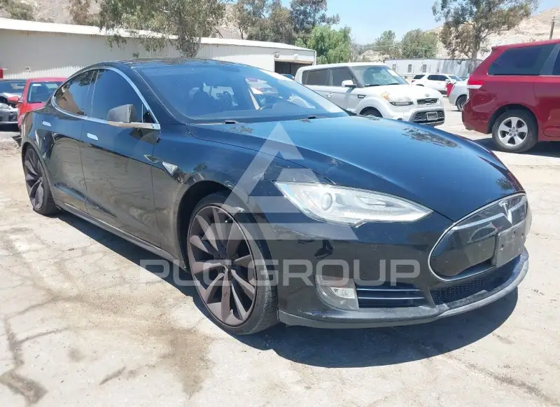 2012 Tesla Model S фото