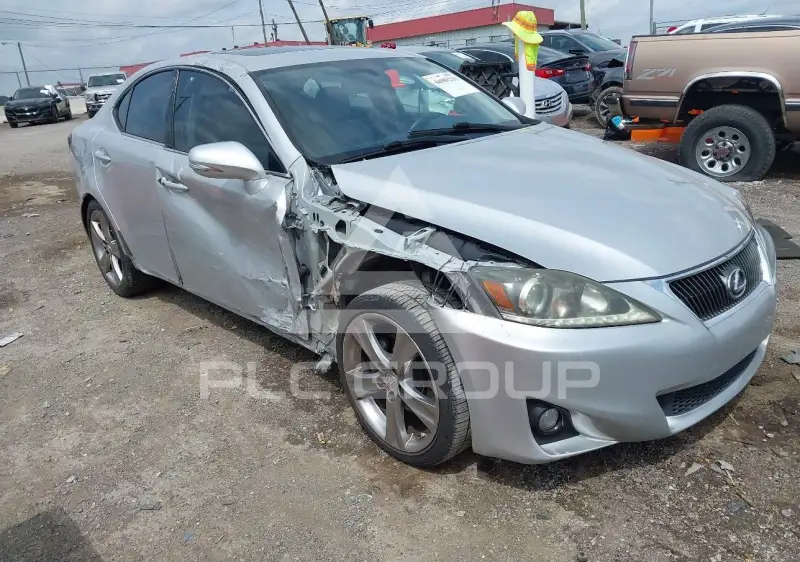 2012 Lexus IS250 фото
