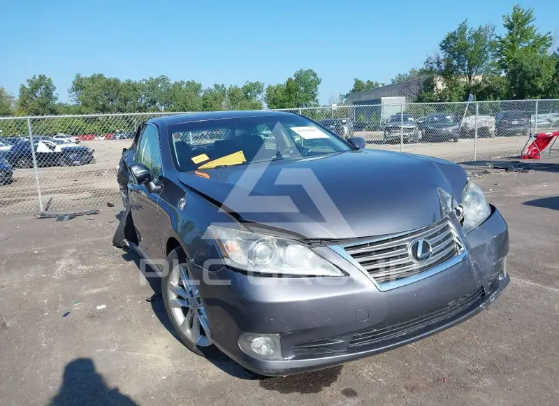 2012 Lexus ES350 фото