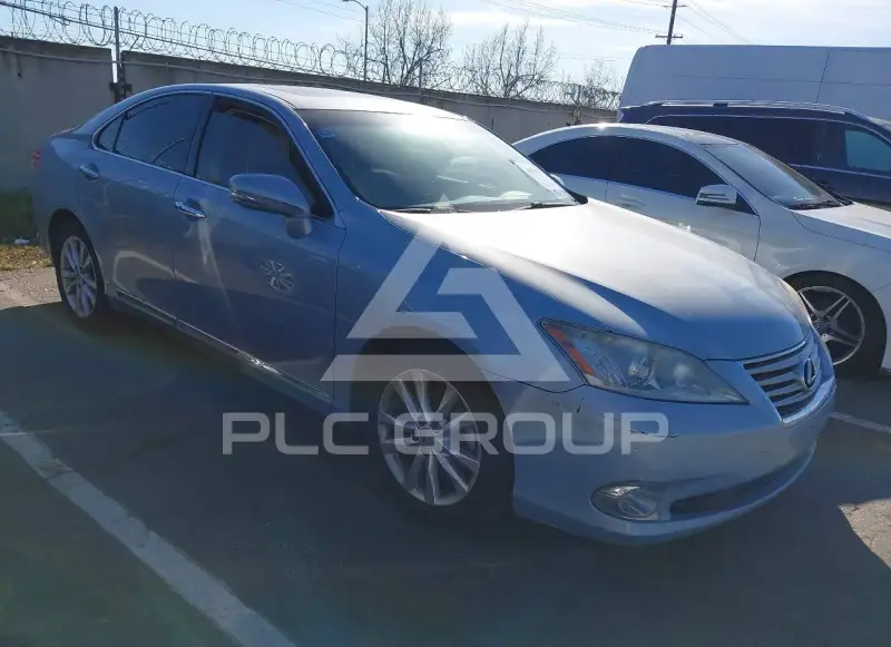 2012 Lexus ES350 фото