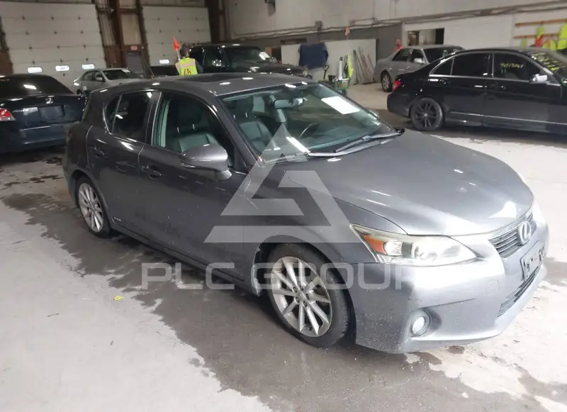 2012 Lexus CT200 photo