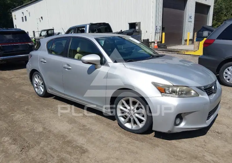2012 Lexus CT200 photo