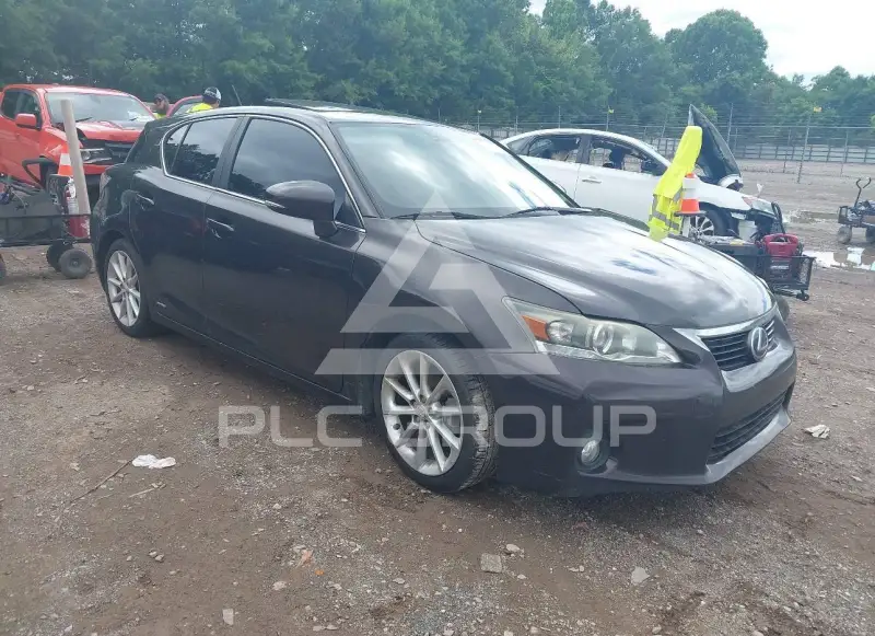 2012 Lexus CT200 photo
