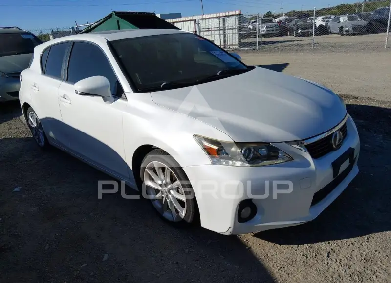 2012 Lexus CT200 photo