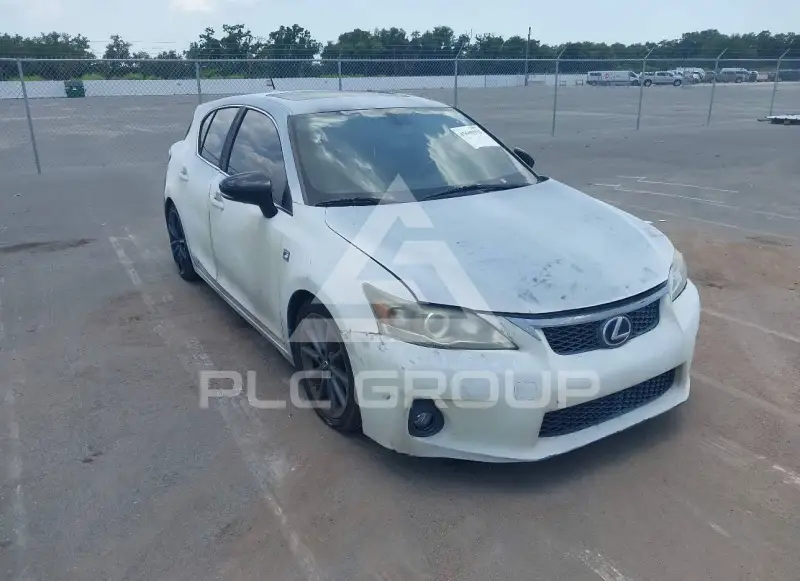 2012 Lexus CT200 photo