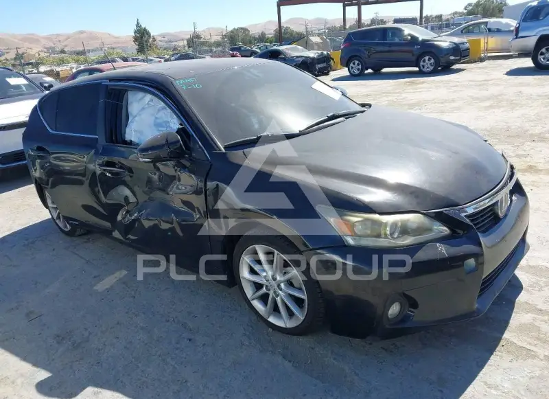 2012 Lexus CT200 photo