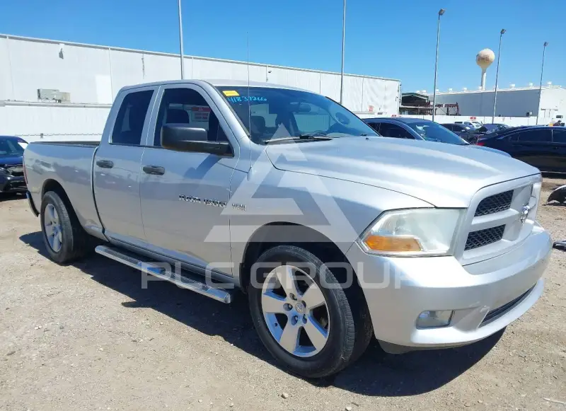 2012 RAM 1500 photo