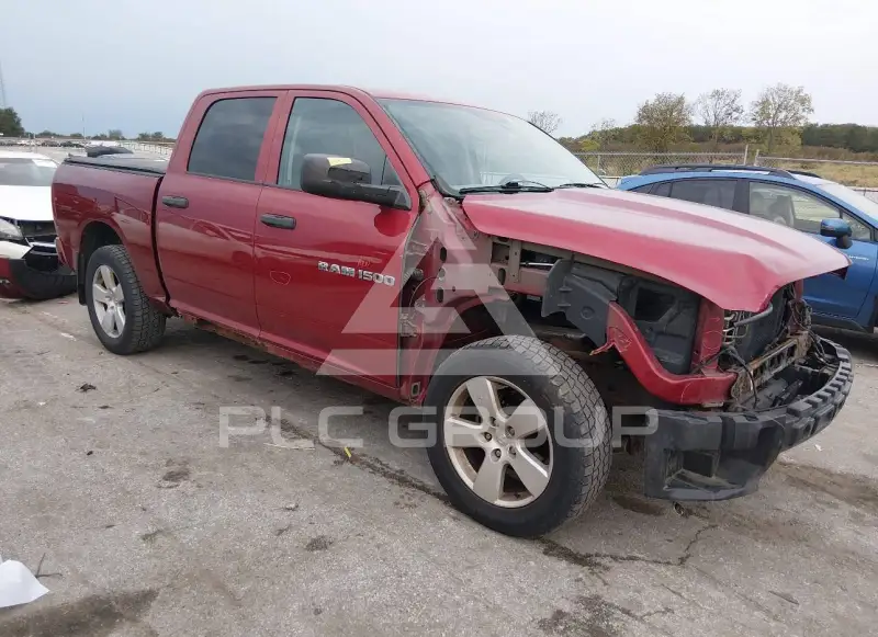 2012 RAM 1500 photo