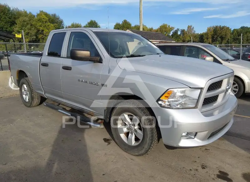 2012 RAM 1500 photo