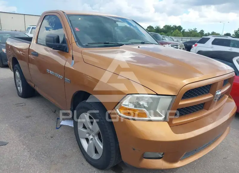 2012 RAM 1500 photo