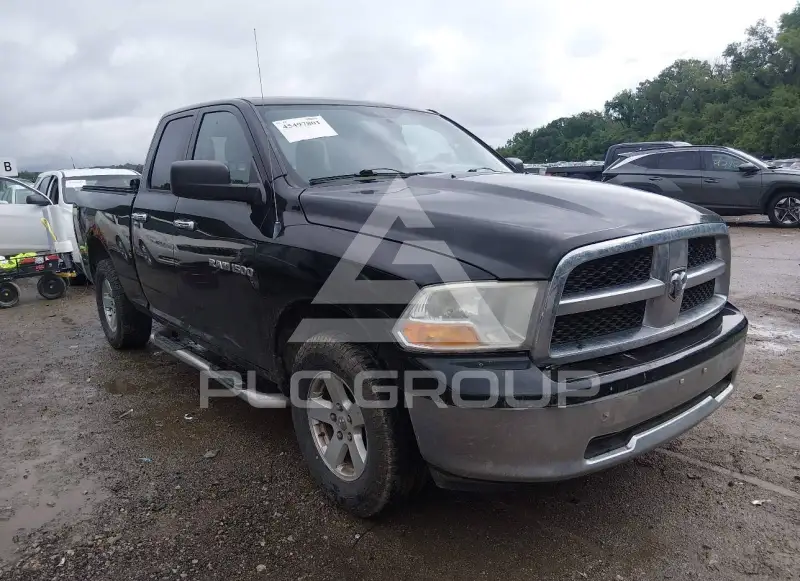 2012 RAM 1500 photo