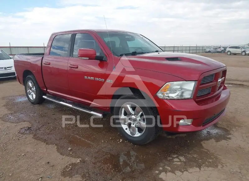 2012 RAM 1500 photo