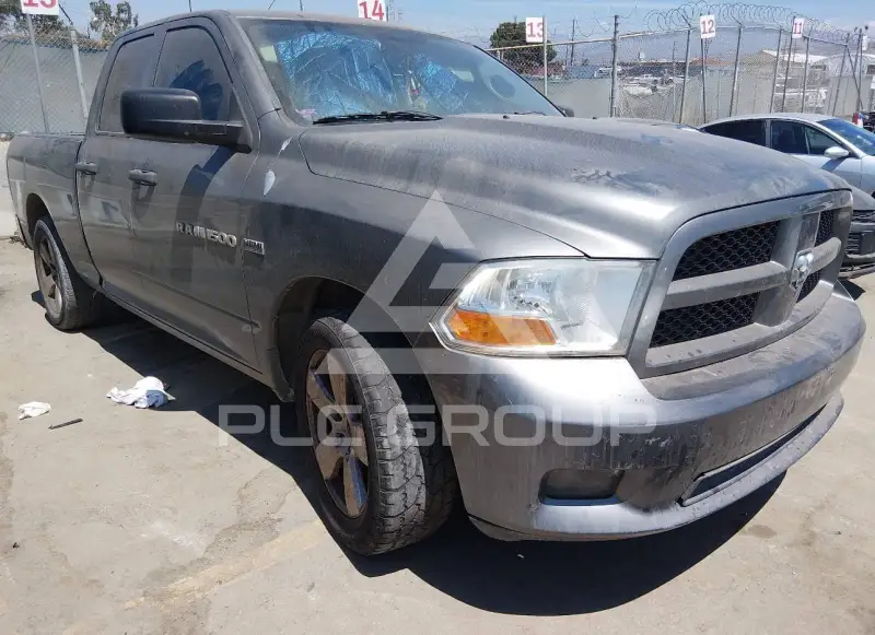2012 RAM 1500 фото
