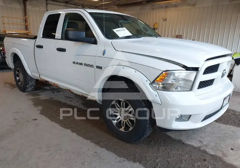 2012 RAM 1500 photo