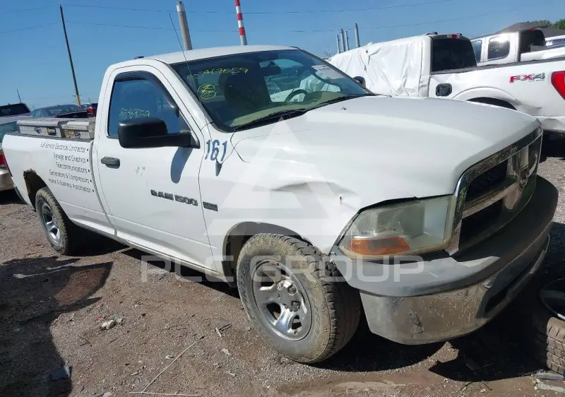 2012 RAM 1500 photo