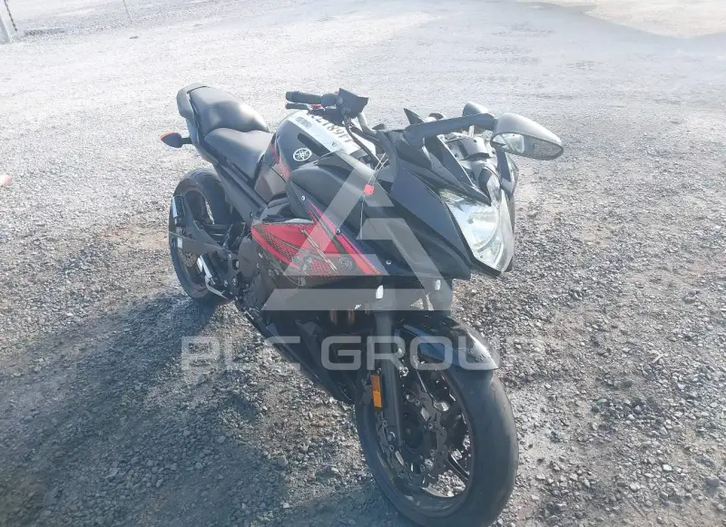 2012 Yamaha FZ6 фото