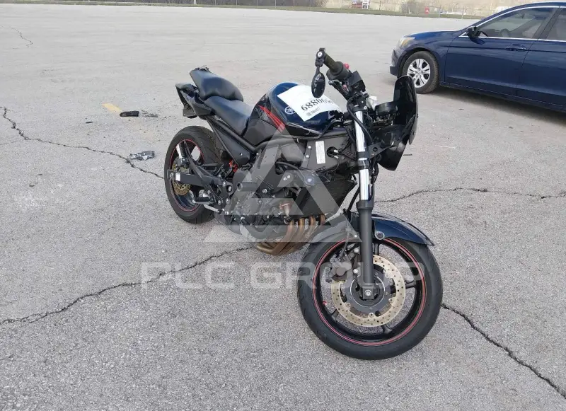 2012 Yamaha FZ6 фото