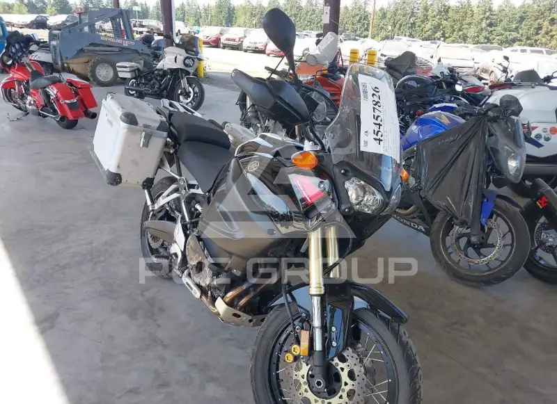 2012 Yamaha XT1200 фото