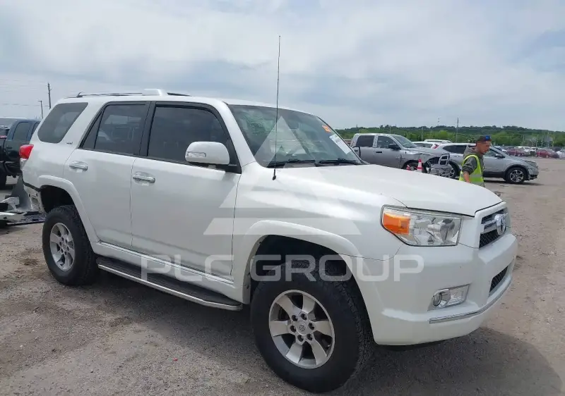 2012 Toyota 4 RUNNER фото