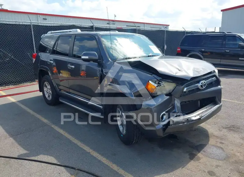 2012 Toyota 4 RUNNER photo
