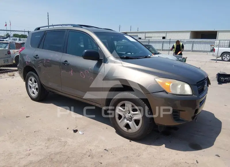2012 Toyota RAV4 photo